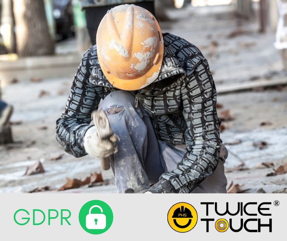 lavoratore con caschetto, sicurezza, privacy gdpr, twicetouch